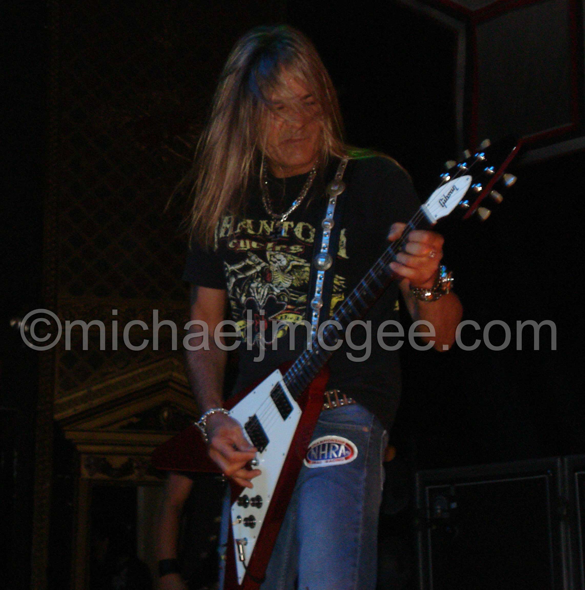 Carlos Cavazo / michaeljmcgee.com